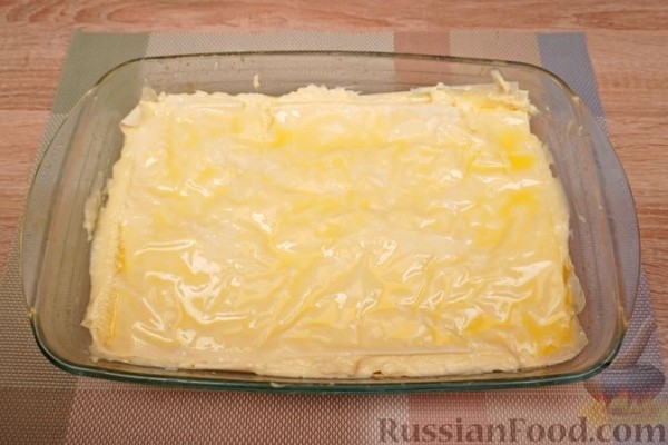 Бугаца с заварным кремом