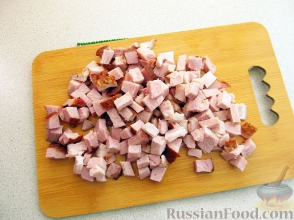 Суп с копчёным мясом и капустой