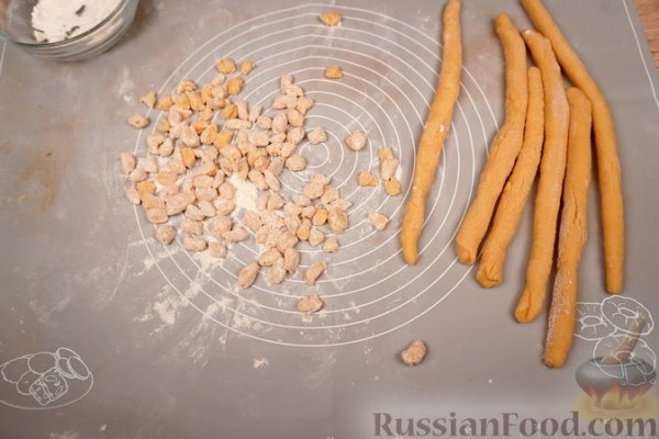 Гуляш с чипетке