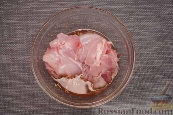 Террин из кролика, свинины и говядины, с беконом и фисташками