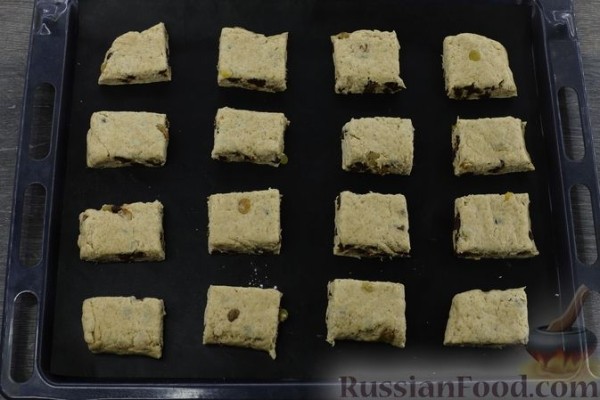 Сконы с корицей и изюмом