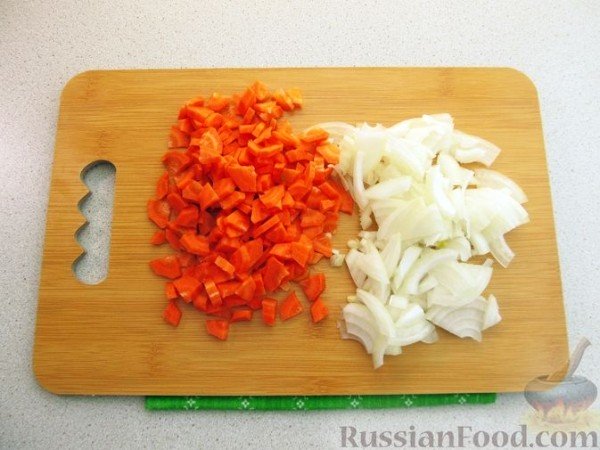 Суп с копчёным мясом и капустой