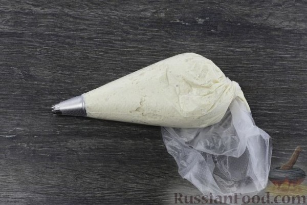 Закуска из ветчины с плавленым сыром и курицей
