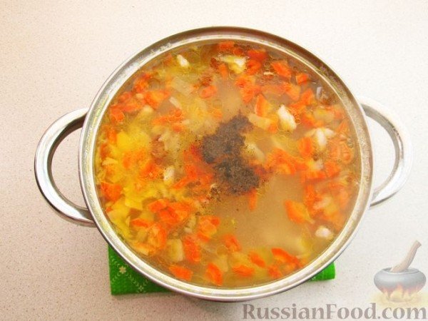 Суп с копчёным мясом и капустой