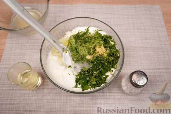 Запечённые баклажаны с помидорами и сыром