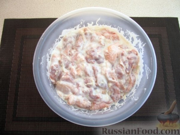 Курица карри с орехами