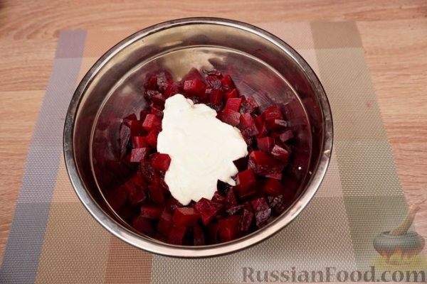 Панцаросалата (салат из свёклы)