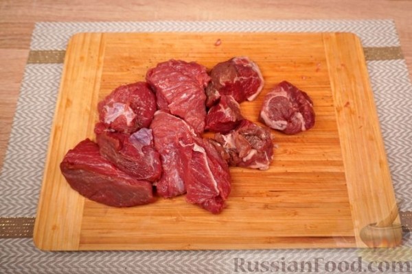 Пастицио (запеканка из макарон с фаршем и сыром, под соусом бешамель)