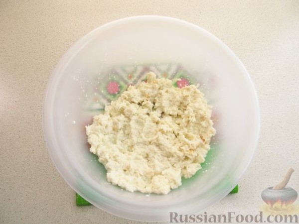 Котлеты, запечённые с картофелем в молочном соусе, с сыром