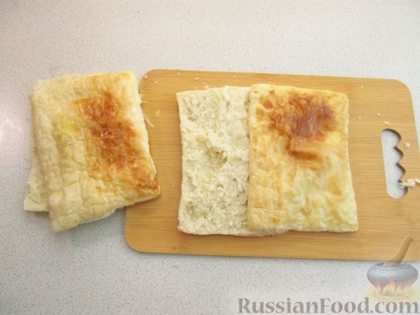 Закусочный торт "Наполеон" со сливочным сыром и грибами