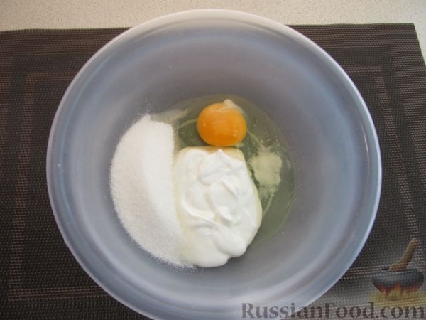 Сочники с творогом и изюмом