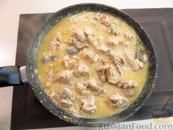 Курица карри с орехами