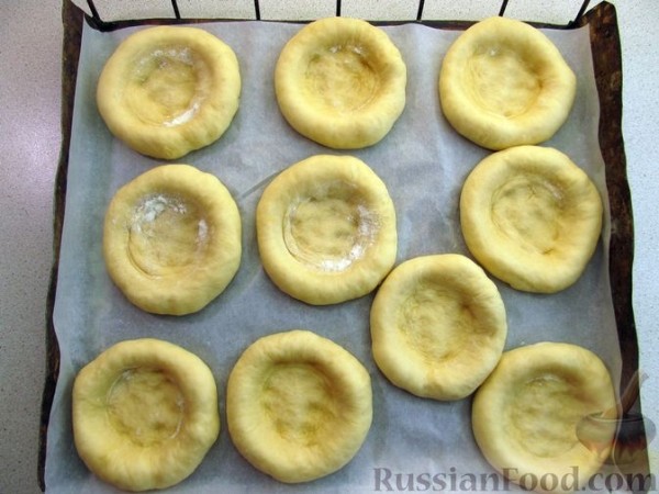 Ватрушки с творогом и штрейзелем
