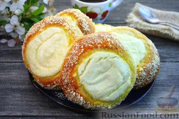 Ватрушки с творогом и штрейзелем