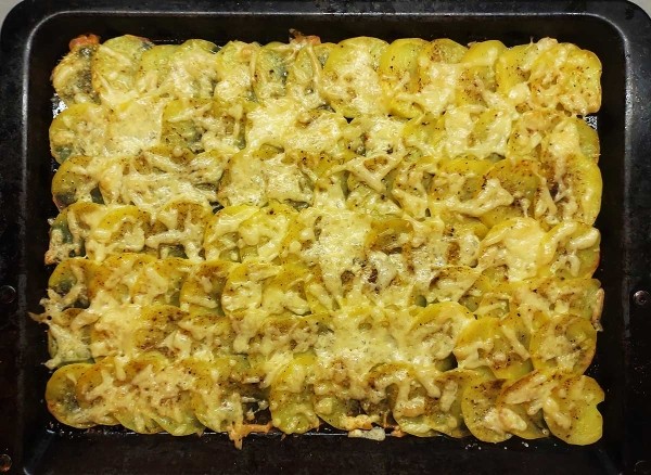 Картошка с сыром в духовке