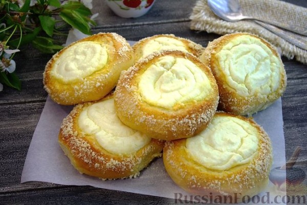 Ватрушки с творогом и штрейзелем