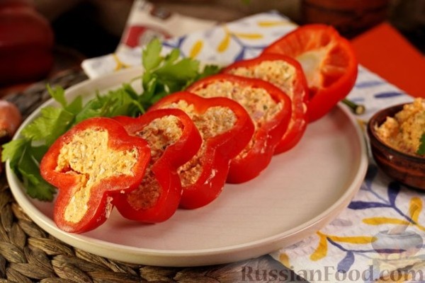 Закуска из творога с паприкой и тмином (кёрёзёт)