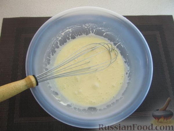 Сочники с творогом и изюмом
