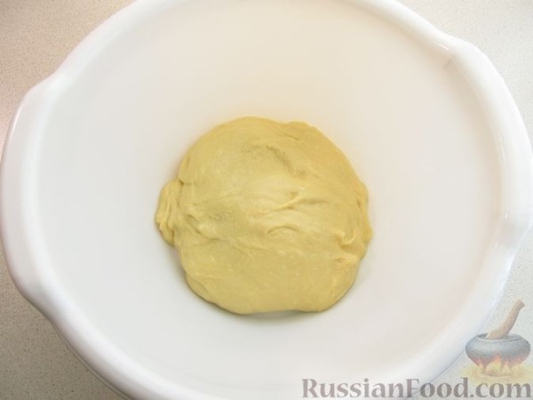 Кружевные куличи на молоке, с изюмом