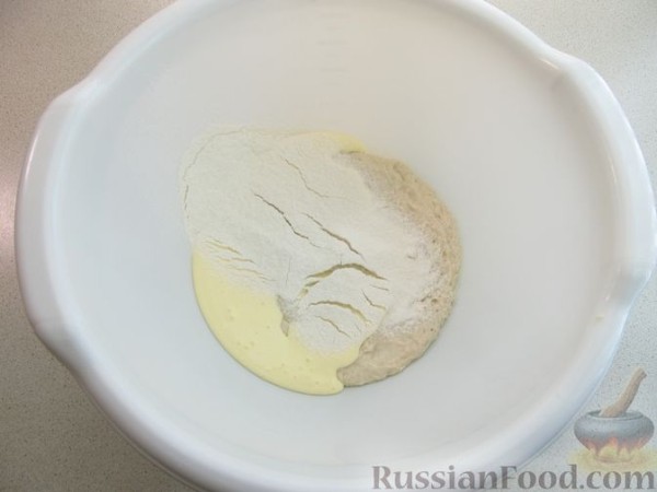 Кружевные куличи на молоке, с изюмом