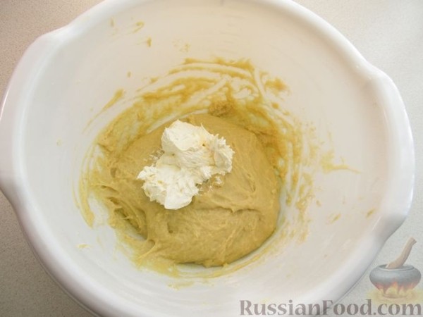 Кружевные куличи на молоке, с изюмом