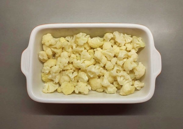 Цветная капуста с яйцом и сыром в духовке