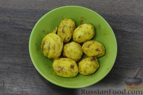 Свиная корейка, запечённая с картофелем