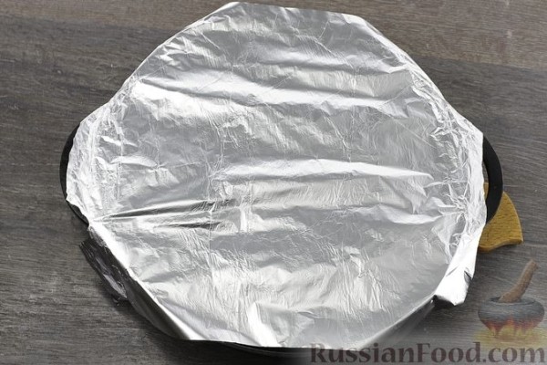 Свиная корейка, запечённая с картофелем