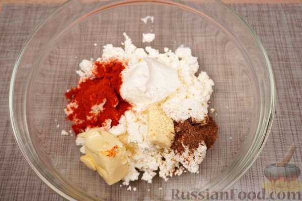 Закуска из творога с паприкой и тмином (кёрёзёт)