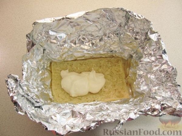 Закусочный торт "Наполеон" со сливочным сыром и грибами