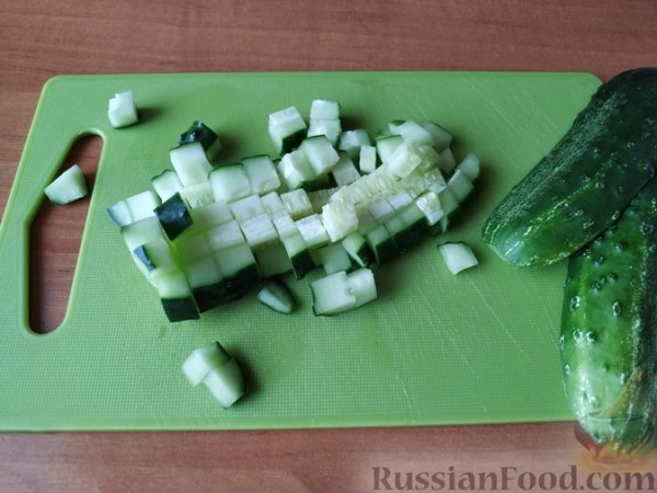 Салат "Прованс" с кукурузой и колбасным сыром