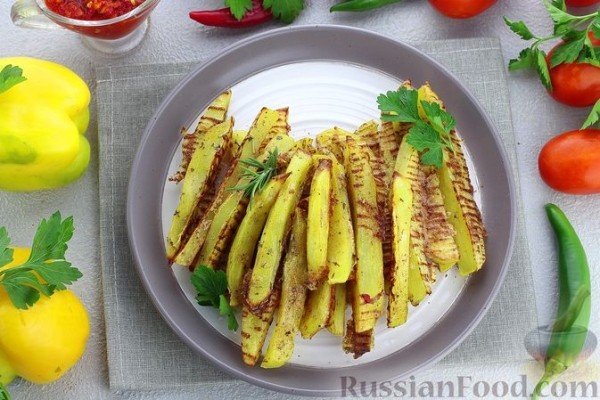 Картошка "фри" с яичным белком, запечённая в духовке