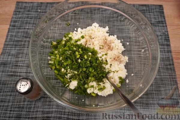 Картофельные котлеты с творогом, сыром и зеленью