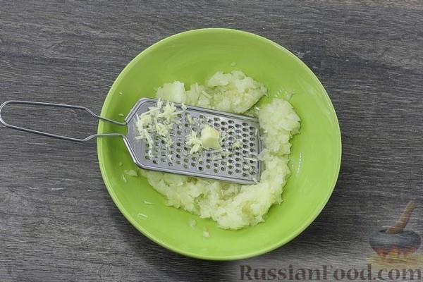 Свиная корейка, запечённая с картофелем