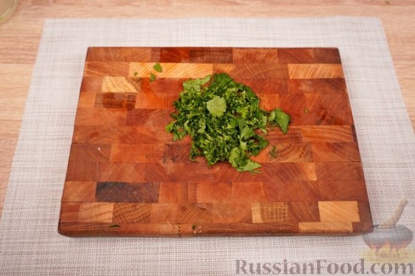 Запечённые баклажаны с помидорами и сыром