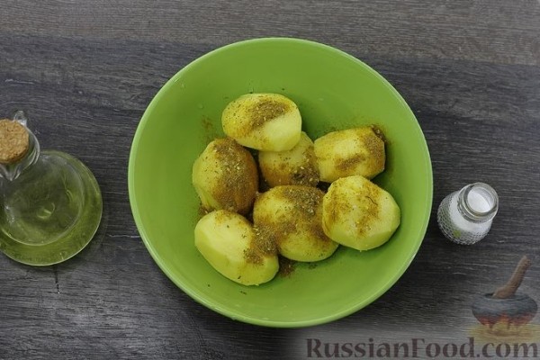 Свиная корейка, запечённая с картофелем