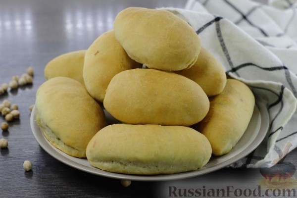 Постные пирожки с нутом