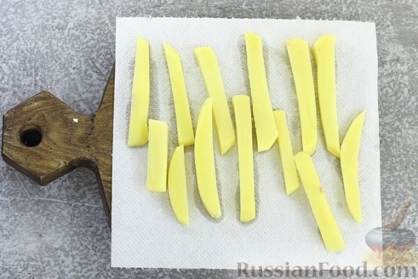 Картошка "фри" с яичным белком, запечённая в духовке