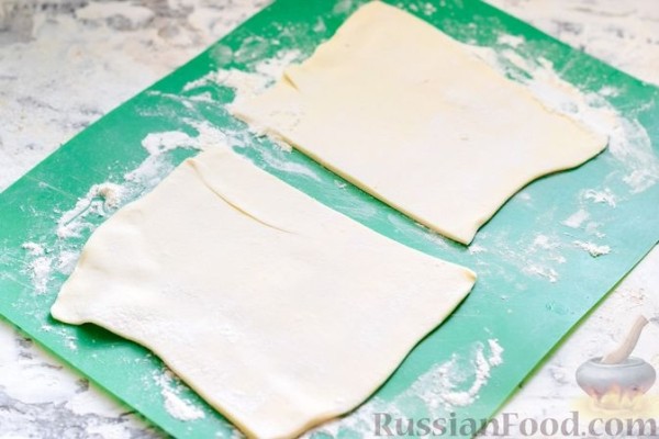 Рулетики из слоёного теста, с сухофруктами и орехами
