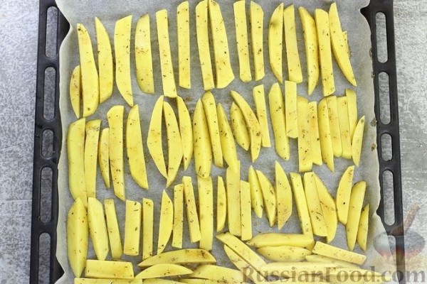 Картошка "фри" с яичным белком, запечённая в духовке