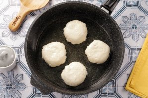 Беляши из куриного фарша