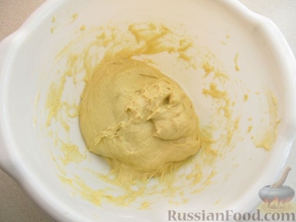 Кружевные куличи на молоке, с изюмом