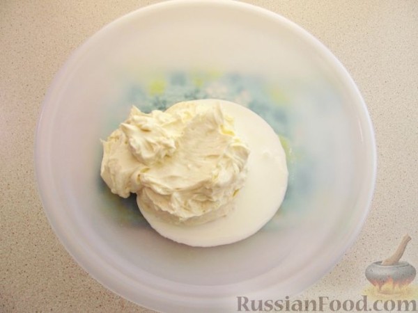 Закусочный торт "Наполеон" со сливочным сыром и грибами
