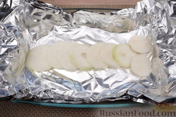 Скумбрия в горчично-сметанном маринаде, запечённая с картофелем