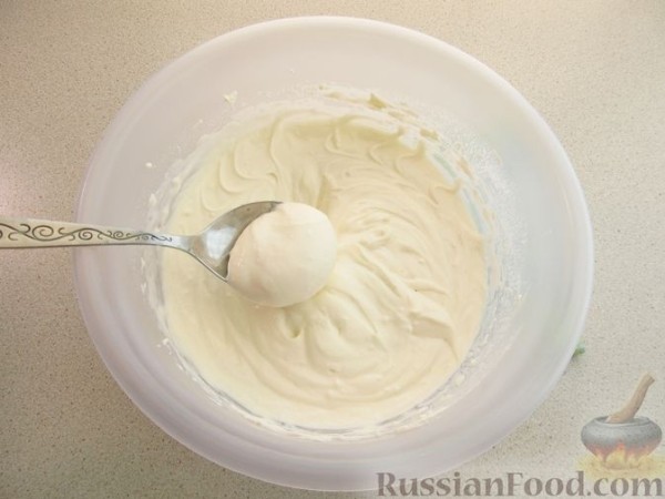 Закусочный торт "Наполеон" со сливочным сыром и грибами