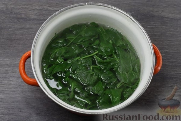 Творожные ньокки со шпинатом и сыром