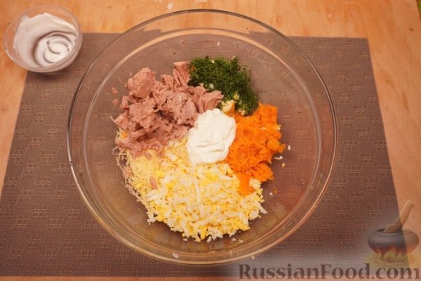 Закусочный рулет из лаваша "Мимоза"