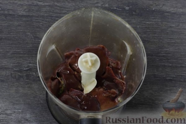 Печёночные оладьи с яблоками (без муки)