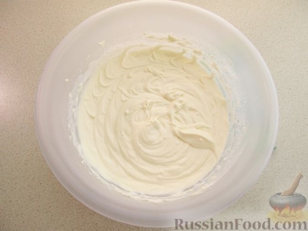 Закусочный торт "Наполеон" со сливочным сыром и грибами