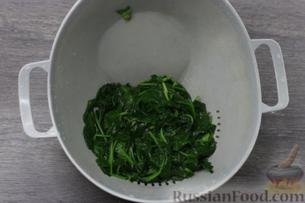Творожные ньокки со шпинатом и сыром